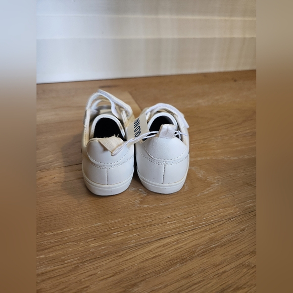 OLD NAVY | NWT white shoes - Picture 4 of 8